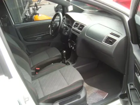 VOLKSWAGEN Fox 1.6 4P COMFORTLINE FLEX, Foto 5