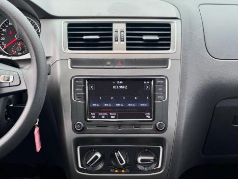 VOLKSWAGEN Fox 1.6 4P FLEX CONNECT I-MOTION AUTOMATIZADO, Foto 11 VOLKSWAGEN Fox 1.6 4P FLEX CONNECT I-MOTION AUTOMATIZADO, Foto 11