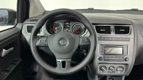 VOLKSWAGEN Fox 1.6 4P FLEX, Foto 11