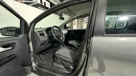 VOLKSWAGEN Fox 1.6 4P FLEX, Foto 13