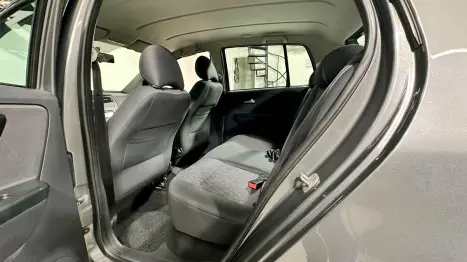 VOLKSWAGEN Fox 1.6 4P FLEX, Foto 16