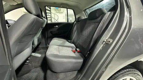 VOLKSWAGEN Fox 1.6 4P FLEX, Foto 17