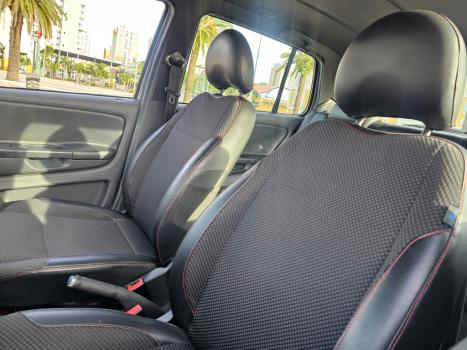 VOLKSWAGEN Fox 1.6 4P ROCK IN RIO FLEX, Foto 3
