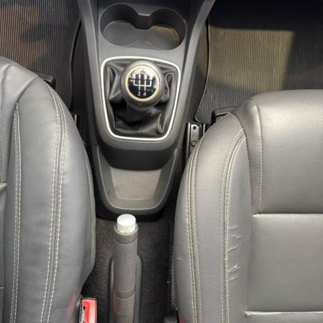VOLKSWAGEN Fox 1.6 4P FLEX, Foto 13