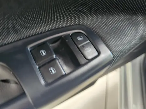 VOLKSWAGEN Gol 1.0, Foto 12