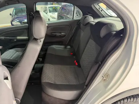 VOLKSWAGEN Gol 1.0, Foto 10