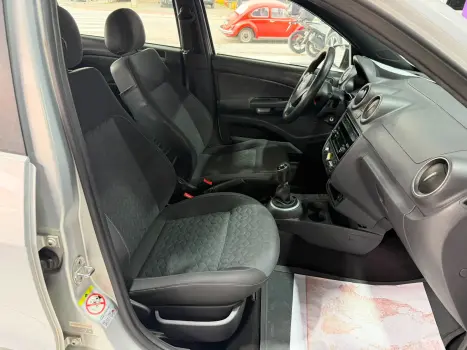 VOLKSWAGEN Gol 1.0, Foto 13