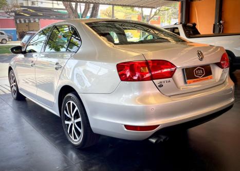 VOLKSWAGEN Jetta 2.0 4P COMFORTLINE FLEX, Foto 9