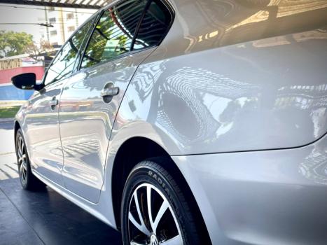 VOLKSWAGEN Jetta 2.0 4P COMFORTLINE FLEX, Foto 10
