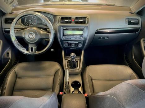 VOLKSWAGEN Jetta 2.0 4P COMFORTLINE FLEX, Foto 11