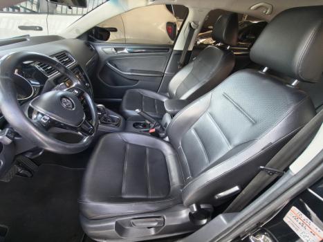 VOLKSWAGEN Jetta 2.0 4P TSI HIGHLINE 211 CV AUTOM�TICO, Foto 7