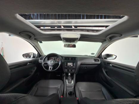 VOLKSWAGEN Jetta 2.0 4P FLEX COMFORTLINE TIPTRONIC AUTOM�TICO, Foto 12