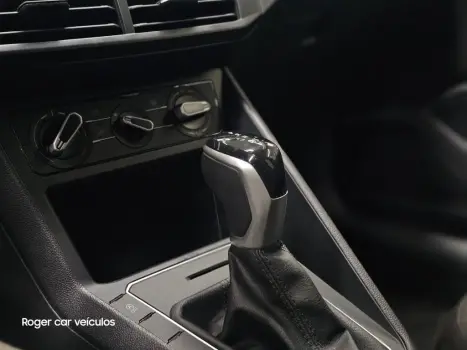 VOLKSWAGEN Nivus 1.0 4P FLEX 200 TSI COMFORTLINE TURBO AUTOMTICO, Foto 11