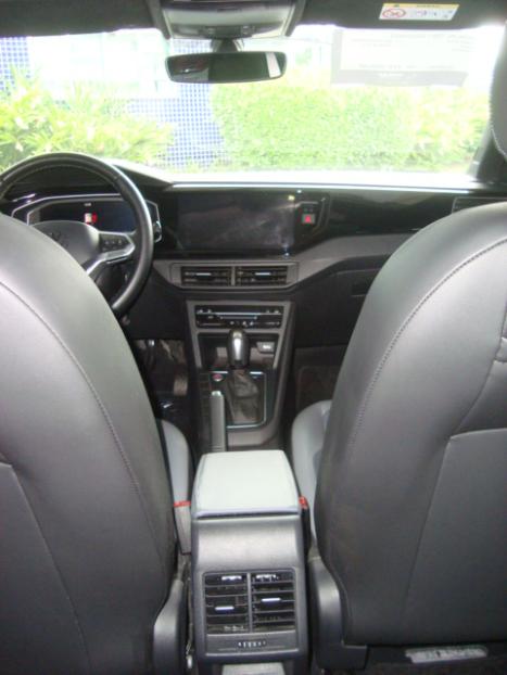 VOLKSWAGEN Nivus 1.0 4P FLEX 200 TSI HIGHLINE TURBO AUTOMÁTICO, Foto 7 VOLKSWAGEN Nivus 1.0 4P FLEX 200 TSI HIGHLINE TURBO AUTOMÁTICO, Foto 7