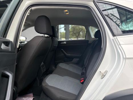 VOLKSWAGEN Nivus 1.0 4P FLEX 200 TSI COMFORTLINE TURBO AUTOMTICO, Foto 8