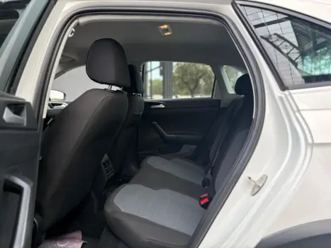 VOLKSWAGEN Nivus 1.0 4P FLEX 200 TSI COMFORTLINE TURBO AUTOM�TICO, Foto 9