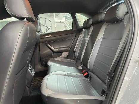 VOLKSWAGEN Nivus 1.0 4P FLEX 200 TSI HIGHLINE TURBO AUTOMTICO, Foto 18