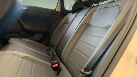 VOLKSWAGEN Nivus 1.0 4P FLEX 200 TSI HIGHLINE TURBO AUTOMTICO, Foto 9