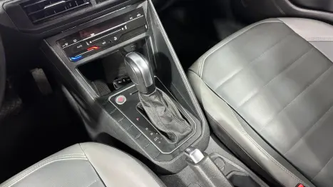 VOLKSWAGEN Nivus 1.0 4P FLEX 200 TSI HIGHLINE TURBO AUTOM�TICO, Foto 18