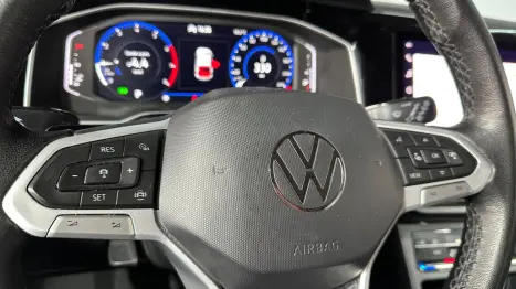 VOLKSWAGEN Nivus 1.0 4P FLEX 200 TSI HIGHLINE TURBO AUTOM�TICO, Foto 32