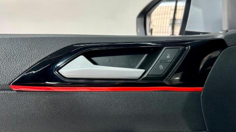 VOLKSWAGEN Nivus 1.0 4P FLEX 200 TSI HIGHLINE TURBO AUTOM�TICO, Foto 21