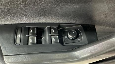 VOLKSWAGEN Nivus 1.0 4P FLEX 200 TSI HIGHLINE TURBO AUTOM�TICO, Foto 25