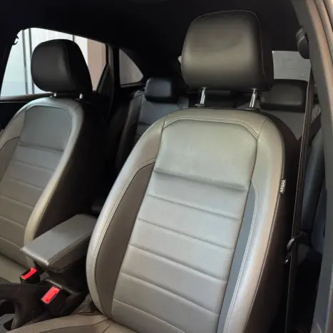 VOLKSWAGEN Nivus 1.0 4P FLEX 200 TSI HIGHLINE TURBO AUTOMÁTICO, Foto 9
