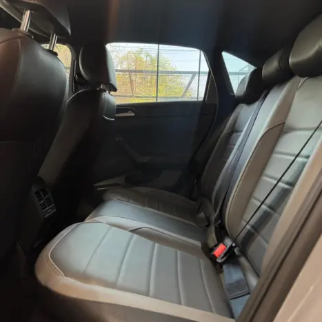 VOLKSWAGEN Nivus 1.0 4P FLEX 200 TSI HIGHLINE TURBO AUTOMÁTICO, Foto 11
