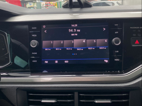 VOLKSWAGEN Polo Hatch 1.0 12V 4P 200 TSI HIGHLINE AUTOM�TICO, Foto 9