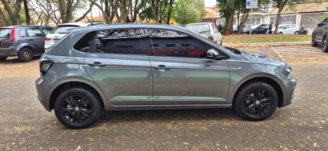 VOLKSWAGEN Polo Hatch 1.0 12V 4P 200 TSI  COMFORTLINE AUTOM�TICO, Foto 6