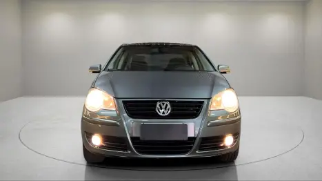 VOLKSWAGEN Polo Sedan 1.6 4P, Foto 2