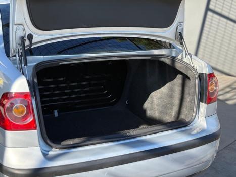 VOLKSWAGEN Polo Sedan 1.6 4P FLEX, Foto 6