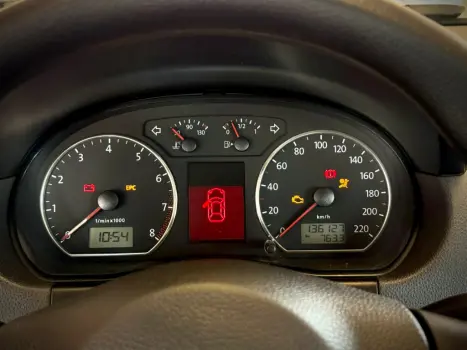 VOLKSWAGEN Polo Sedan 1.6 4P FLEX, Foto 15