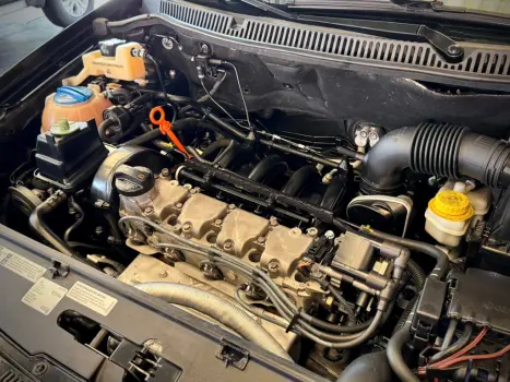 VOLKSWAGEN Polo Sedan 1.6 4P FLEX, Foto 20