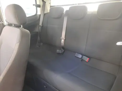 VOLKSWAGEN Saveiro 1.6 FLEX MSI ROBUST CABINE DUPLA, Foto 8