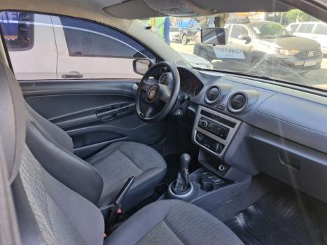 VOLKSWAGEN Saveiro 1.6 FLEX MPI TRENDLINE CABINE SIMPLES, Foto 2