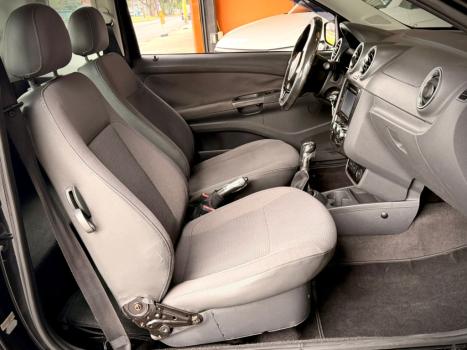 VOLKSWAGEN Saveiro 1.6 G5 TROOPER CABINE ESTENDIDA FLEX, Foto 13
