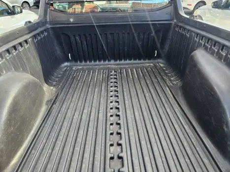 VOLKSWAGEN Saveiro 1.6 16V FLEX MSI ROBUST CABINE DUPLA, Foto 7