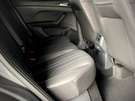 VOLKSWAGEN T-Cross 1.4 4P 250 TSI FLEX HIGHLINE AUTOMTICO, Foto 18