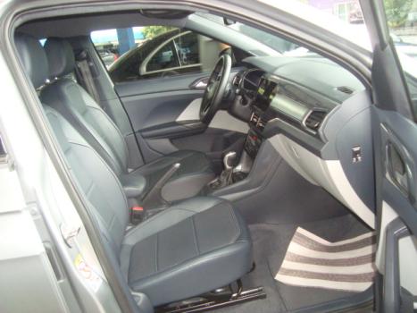 VOLKSWAGEN T-Cross 1.4 4P 250 TSI FLEX HIGHLINE AUTOM�TICO, Foto 3