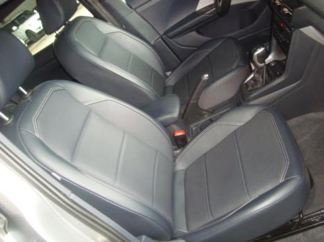 VOLKSWAGEN T-Cross 1.4 4P 250 TSI FLEX HIGHLINE AUTOM�TICO, Foto 4