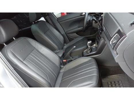 VOLKSWAGEN T-Cross 1.4 4P 250 TSI FLEX HIGHLINE AUTOM�TICO, Foto 10