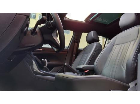 VOLKSWAGEN T-Cross 1.4 4P 250 TSI FLEX HIGHLINE AUTOM�TICO, Foto 13