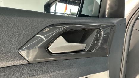 VOLKSWAGEN T-Cross 1.4 4P 250 TSI FLEX HIGHLINE AUTOM�TICO, Foto 16