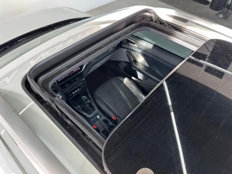 VOLKSWAGEN T-Cross 1.4 4P 250 TSI FLEX HIGHLINE AUTOM�TICO, Foto 18