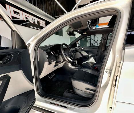 VOLKSWAGEN T-Cross 1.4 4P 250 TSI FLEX HIGHLINE AUTOM�TICO, Foto 36