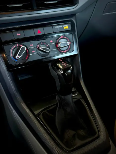 VOLKSWAGEN T-Cross 1.0 4P 200 TSI FLEX AUTOM�TICO, Foto 22