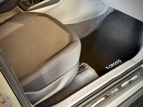 VOLKSWAGEN T-Cross 1.0 4P 200 TSI FLEX AUTOM�TICO, Foto 16