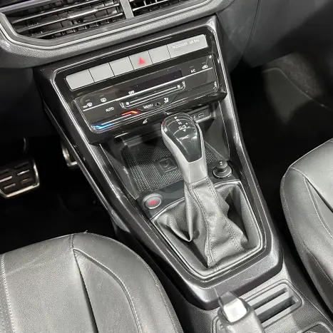 VOLKSWAGEN T-Cross 1.4 4P 250 TSI FLEX HIGHLINE AUTOM�TICO, Foto 18