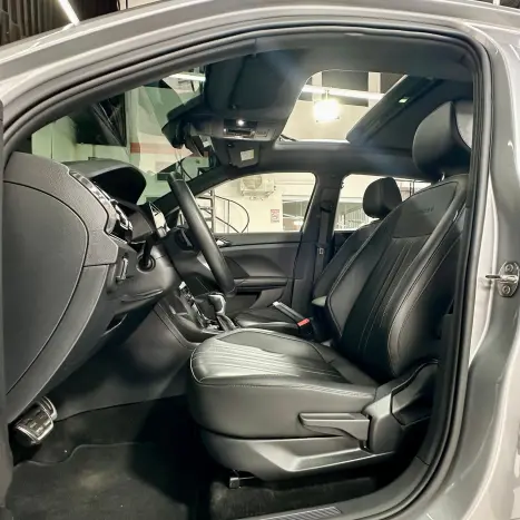 VOLKSWAGEN T-Cross 1.4 4P 250 TSI FLEX HIGHLINE AUTOM�TICO, Foto 21